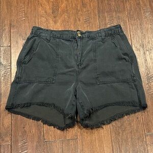 Medium Aeropostale in Black - Jean Shorts